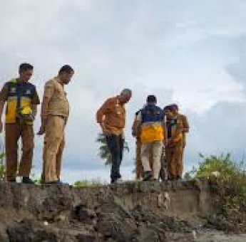 Respon Cepat Bupati Irwan, Turun Langsung Cek Lokasi Bencana di Sejumlah Wilayah Pinrang