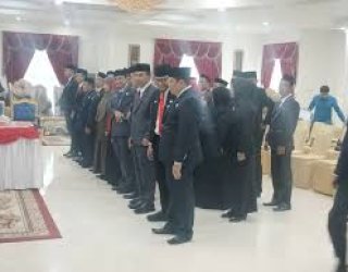 Mutasi Eselon II, Bupati Pangkep Yusran Lalogau Dorong Peningkatan Kinerja Pelayanan Publik