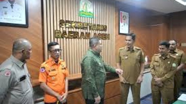 Wali Kota Munafri Antar Langsung Bantuan Pemkot untuk Korban Bencana di Aceh & Sumatra