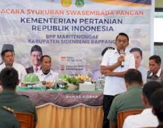 Bupati Sidrap Syaharuddin Alrif Bersama Petani Simak Pengumuman Swasembada Pangan