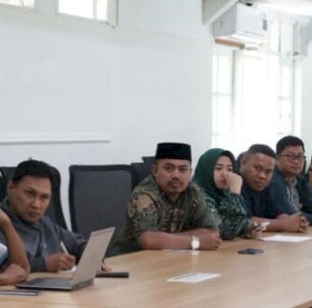 Sekwan Makassar Kumpulkan Pendamping DPRD, Tekankan Disiplin dan Profesionalisme