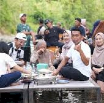 Bupati Sidrap Syaharuddin Alrif Ajak Warga Sidrap Cintai Wisata Lokal, Nikmati Indahnya Kampung Sendiri