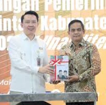 Komitmen Transparansi, Pinrang Serahkan LKPD 2025 dan Bidik WTP ke-14