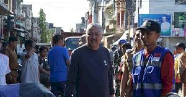 Antisipasi Genangan, Bupati Pinrang Pantau Langsung Pembersihan Drainase
