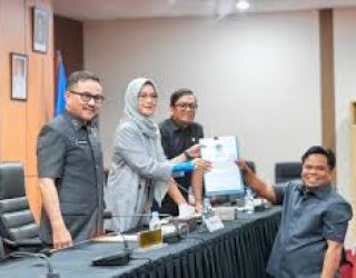 Sekda Sulsel Hadiri Paripurna DPRD, Tegaskan Laporan Reses Jadi Bahan Perencanaan
