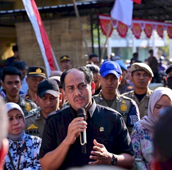 Ikut Terima Aspirasi Buruh, Mahmud Tekankan Pentingnya Komunikasi untuk Cari Solusi